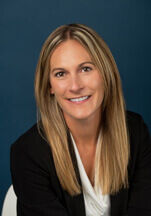 Headshot of Annie Douangdy