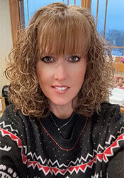 Headshot of Beth Strapp